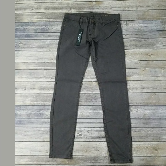 BLANK NYC WOMEN'S THE SPRAY ON SUPER SKINNY JEANS - Picture 2 of 5